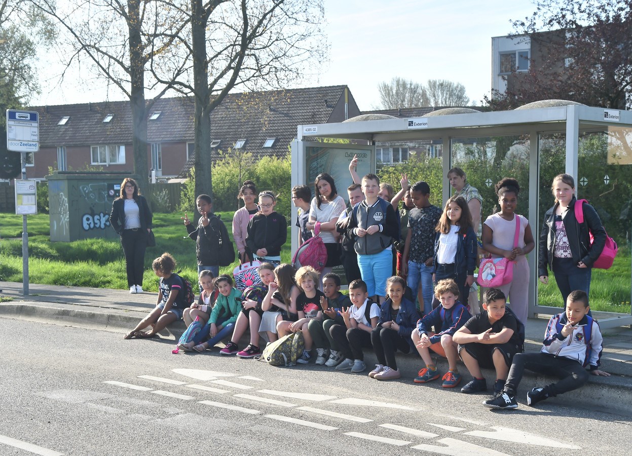 Henk Klein Award: Duurzame schoolreis met les over openbaar vervoer en plastic soep